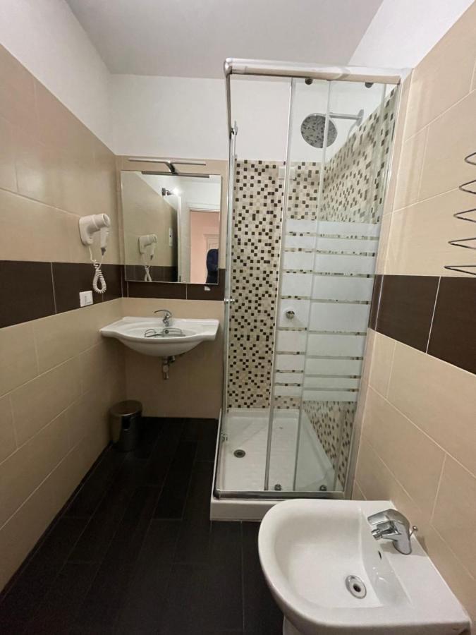 Ad Cavour Luxury Rooms - By Ad Roma Eksteriør bilde