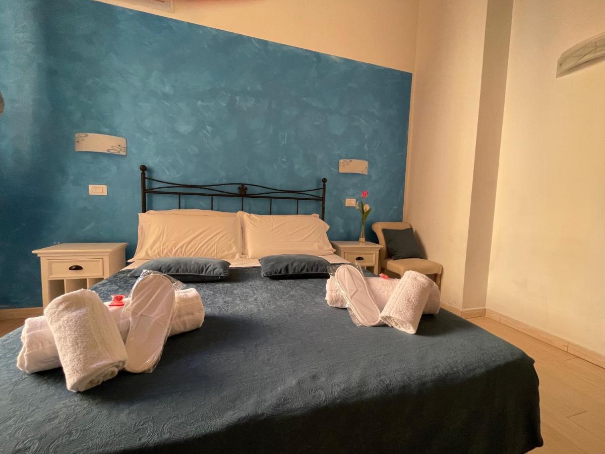 Ad Cavour Luxury Rooms - By Ad Roma Eksteriør bilde