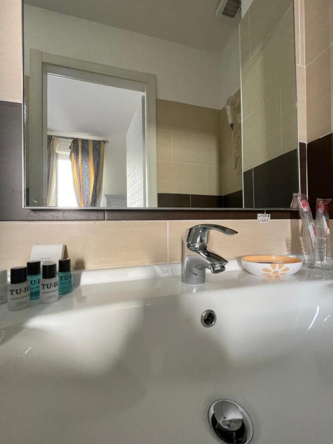 Ad Cavour Luxury Rooms - By Ad Roma Eksteriør bilde