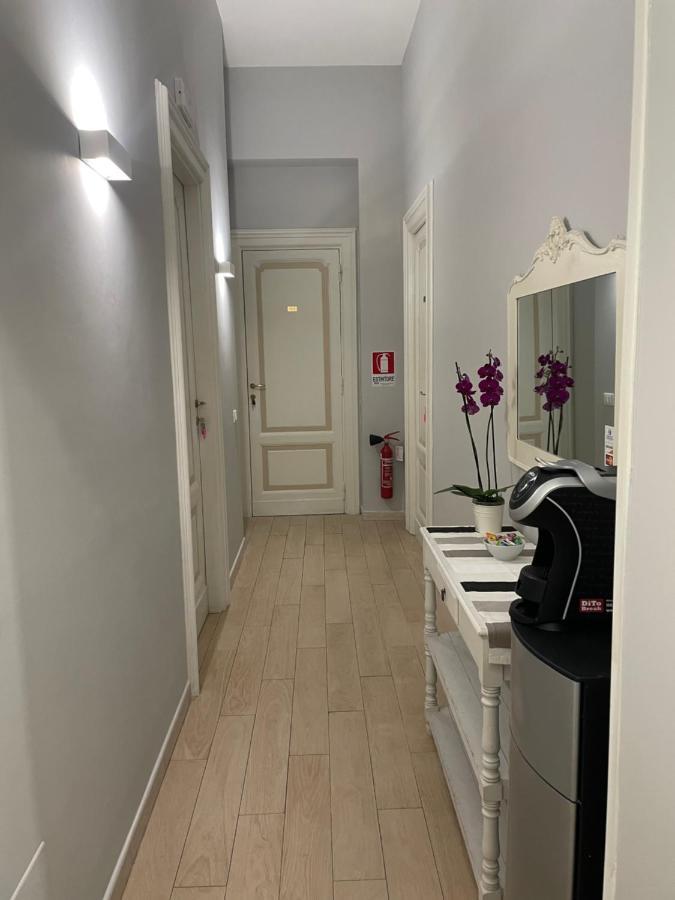 Ad Cavour Luxury Rooms - By Ad Roma Eksteriør bilde