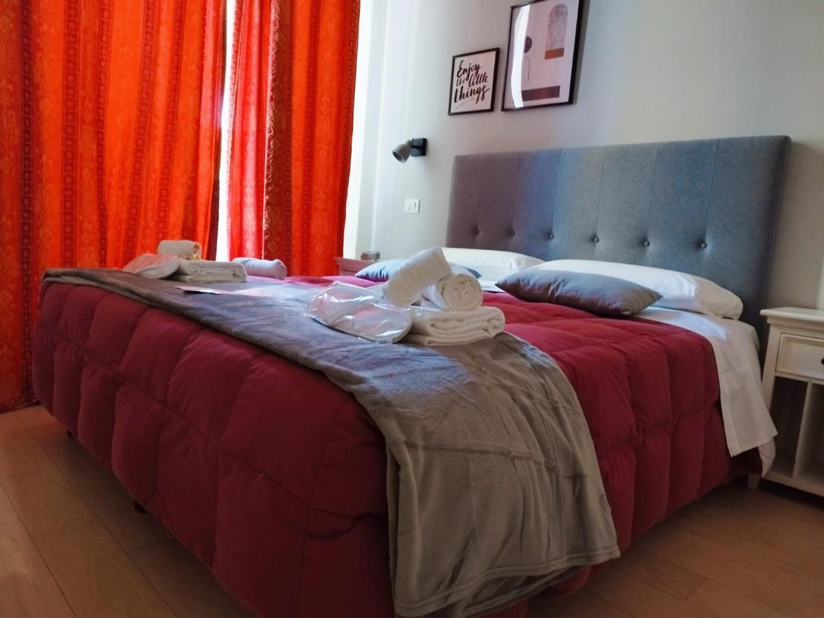 Ad Cavour Luxury Rooms - By Ad Roma Eksteriør bilde
