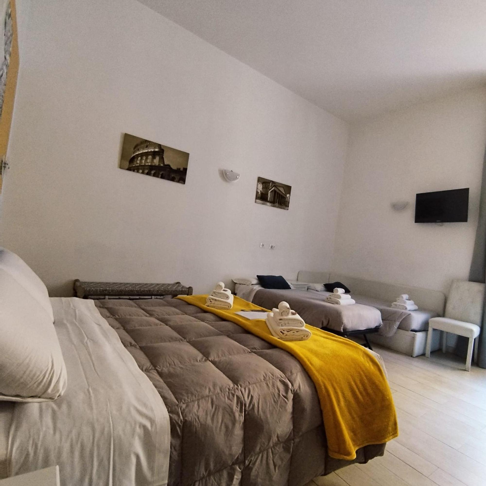 Ad Cavour Luxury Rooms - By Ad Roma Eksteriør bilde